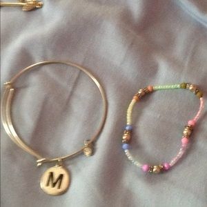2 bracelets
